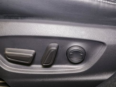 Used 2020 Toyota Prius Prime XLE image 44