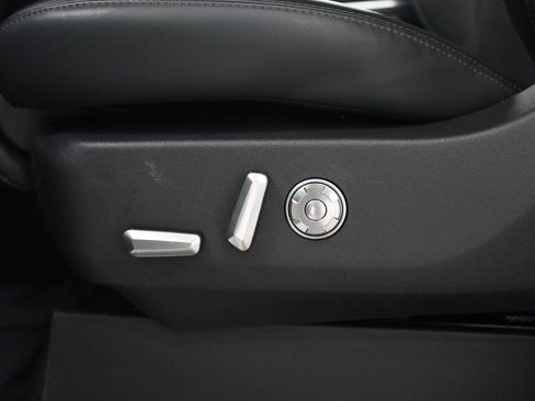 Used 2025 Lincoln Navigator L Reserve w/ Jet Appearance Package AWD/4WD image 31