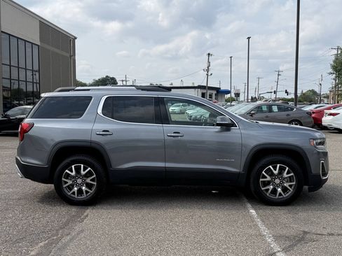 Used 2020 GMC Acadia SLE w/ Driver Convenience Package AWD/4WD image 3