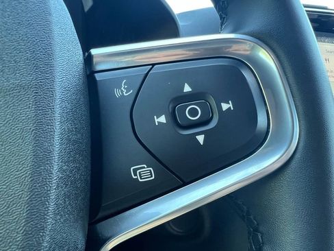 Certified 2023 Volvo XC40 Recharge Ultimate AWD/4WD image 13