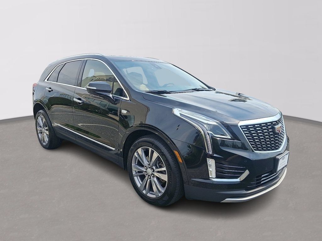 Certified 2024 Cadillac XT5 Premium Luxury w/ LPO, Floor Liner Package AWD/4WD image 3
