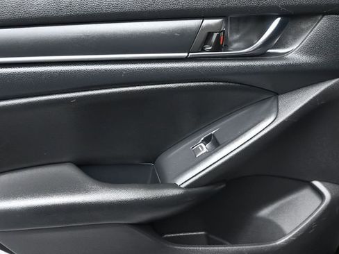 Used 2022 Honda Accord Sport image 16
