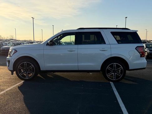 Used 2020 Ford Expedition Limited w/ Equipment Group 303A image 8