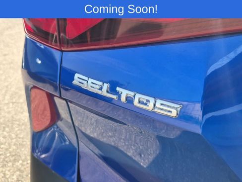 Used 2022 Kia Seltos LX AWD/4WD image 12
