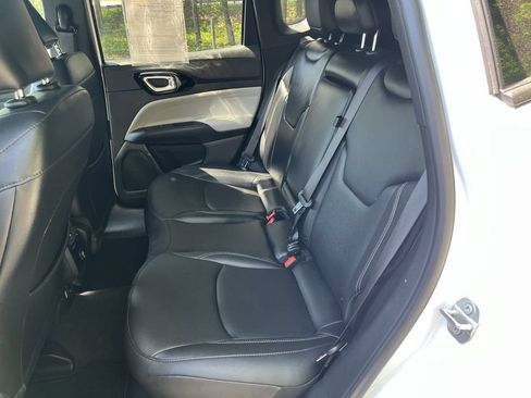 Certified 2025 Jeep Compass Limited AWD/4WD image 15
