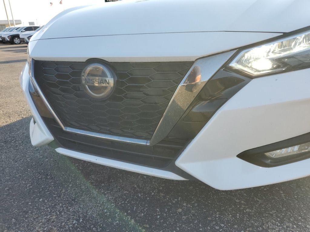 Used 2020 Nissan Sentra SR w/ Electronics Package FWD image 12