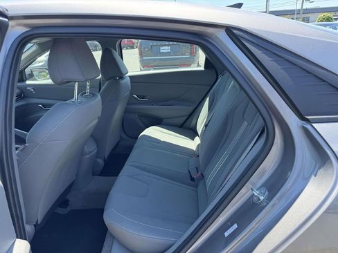 Used 2023 Hyundai Elantra SEL w/ Cargo Package FWD image 12