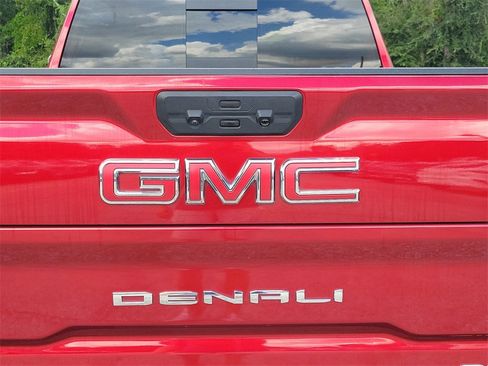 Used 2024 GMC Sierra 2500 Denali w/ Denali Reserve Package image 24