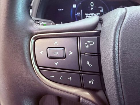 Certified 2025 Lexus UX 300h FWD image 19