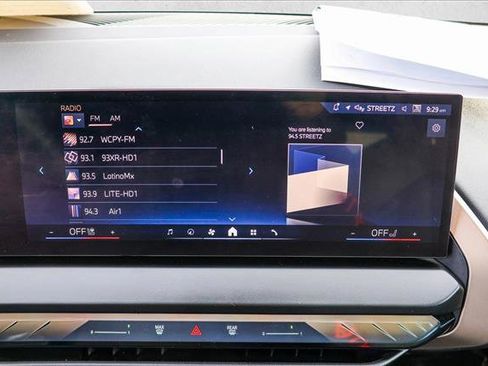 Used 2025 BMW X3 xDrive30i w/ Premium Package image 17