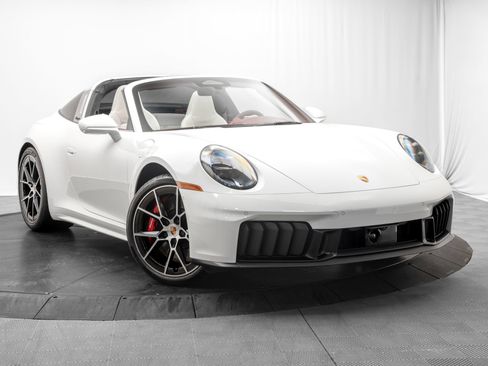 Certified 2026 Porsche 911 Targa 4 GTS AWD/4WD image 1