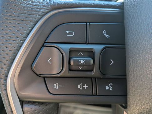 Used 2025 Toyota Tacoma TRD Sport image 13