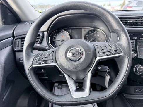 Certified 2019 Nissan Rogue S image 13