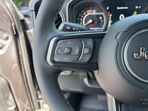 New 2026 Jeep Wrangler Unlimited Rubicon AWD/4WD image 24
