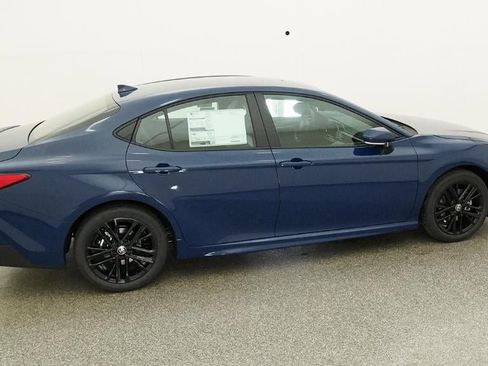 New 2026 Toyota Camry SE FWD image 10