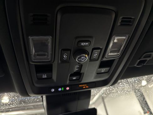 Used 2025 Chevrolet Tahoe High Country w/ Sun And Tow Package image 19