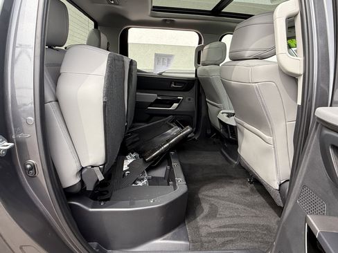 Used 2024 Toyota Tundra Limited image 7