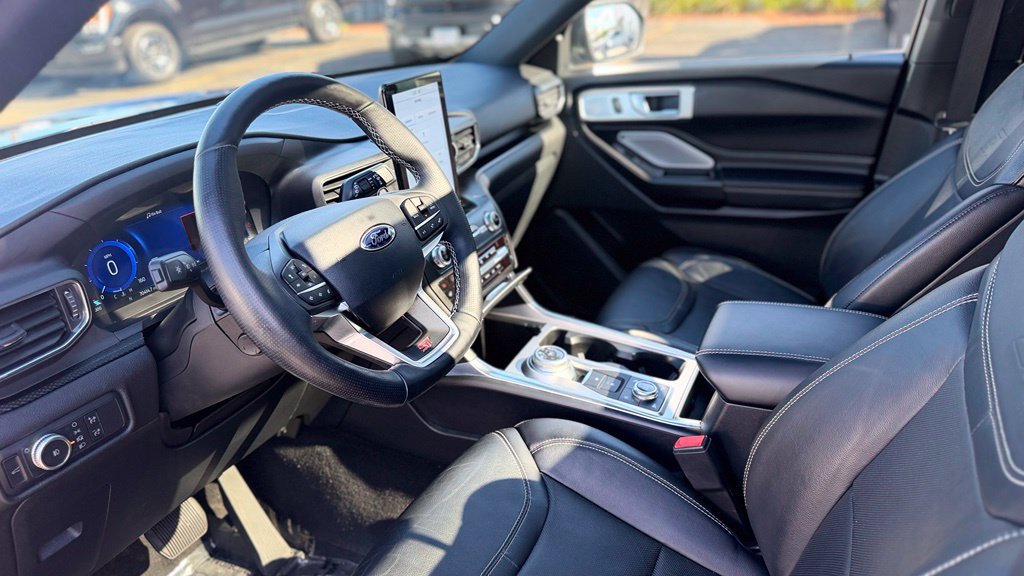 Used 2020 Ford Explorer ST w/ ST Street Pack AWD/4WD image 15