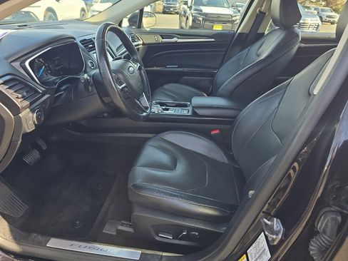 Used 2020 Ford Fusion Titanium image 16