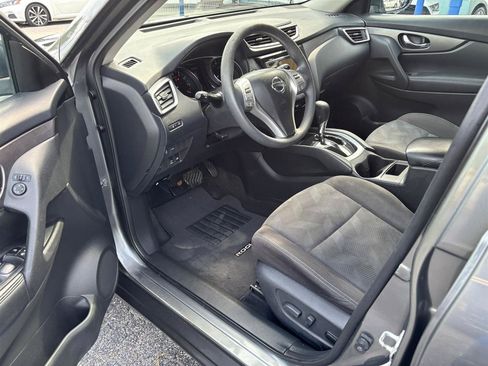 Used 2015 Nissan Rogue SV AWD/4WD image 9
