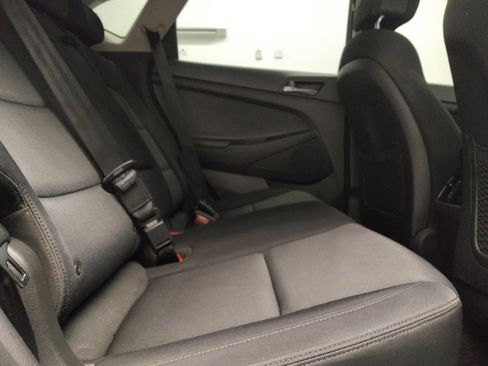 Used 2017 Hyundai Tucson Value w/ Cargo Package FWD image 19