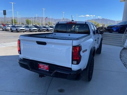 Used 2025 Chevrolet Colorado Trail Boss AWD/4WD image 6