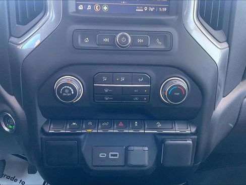 Used 2025 Chevrolet Silverado 1500 Custom Trail Boss AWD/4WD image 31