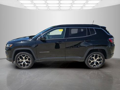 Used 2024 Jeep Compass Limited AWD/4WD image 4
