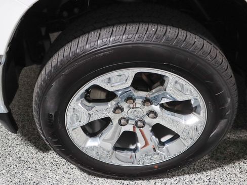 Used 2023 RAM 1500 Big Horn image 11