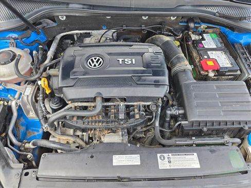 Used 2019 Volkswagen Golf 4-Door FWD image 22