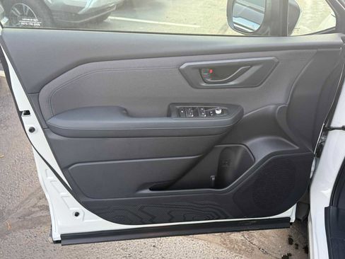 Certified 2026 Subaru Forester Premium image 11