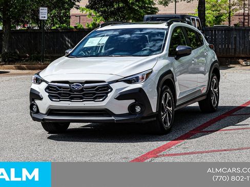 Used 2025 Subaru Crosstrek 2.5i Premium AWD/4WD image 3