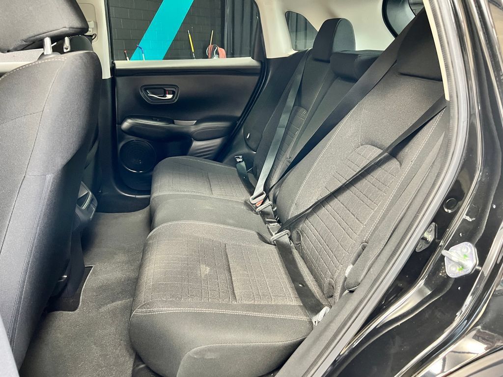 Used 2024 Honda HR-V LX image 13