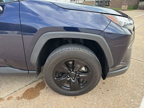 Used 2024 Toyota RAV4 XLE image 7