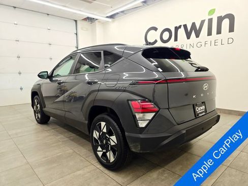 Used 2025 Hyundai Kona SEL AWD/4WD image 3