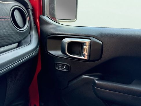 Certified 2024 Jeep Gladiator Rubicon image 16