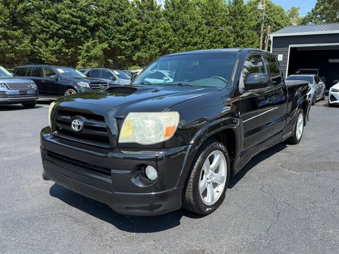 Used 2005 Toyota Tacoma X-Runner RWD image 3