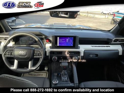 Used 2024 Toyota Tacoma TRD Sport image 12