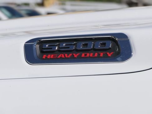 New 2026 RAM 5500 Tradesman w/ Chrome Appearance Group AWD/4WD image 9