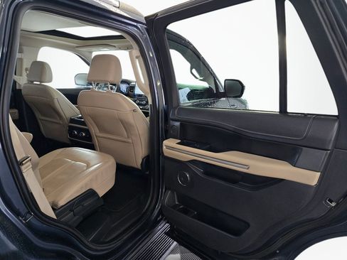 Used 2024 Ford Expedition Limited AWD/4WD image 39