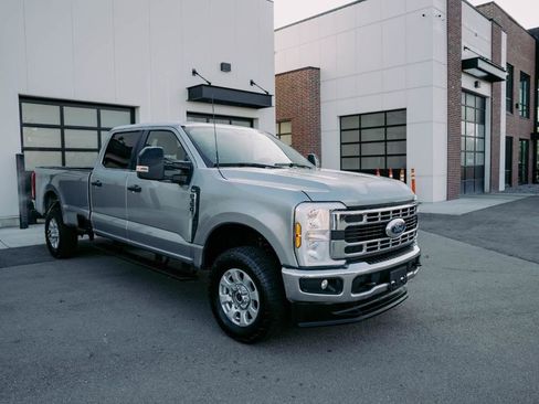 Used 2024 Ford F350 XLT image 10