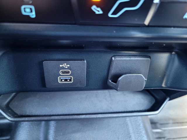 Certified 2025 Ford F150 XL RWD image 18