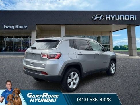 Used 2020 Jeep Compass Latitude w/ Cold Weather Group AWD/4WD image 8