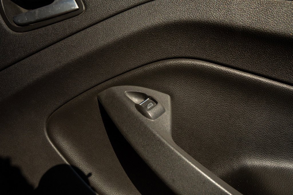 Used 2013 Ford Escape Titanium w/ Parking Technology Pkg FWD image 39