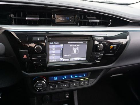 Used 2016 Toyota Corolla S image 16