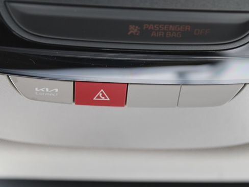 New 2026 Kia Sportage EX FWD image 50