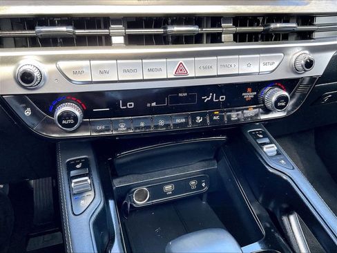 Used 2023 Kia Telluride EX X-Line AWD/4WD image 27