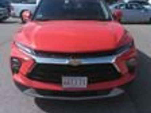 Used 2025 Chevrolet Blazer LT AWD/4WD image 5