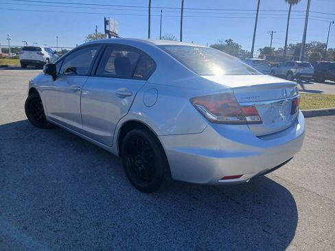 Used 2013 Honda Civic LX image 4