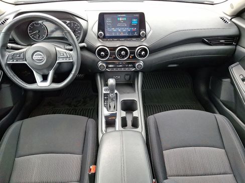 Used 2022 Nissan Sentra SV w/ All-Weather Package FWD image 11